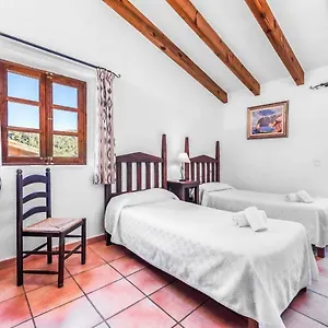villa-tomas-pollenca.balearic-islands.net/